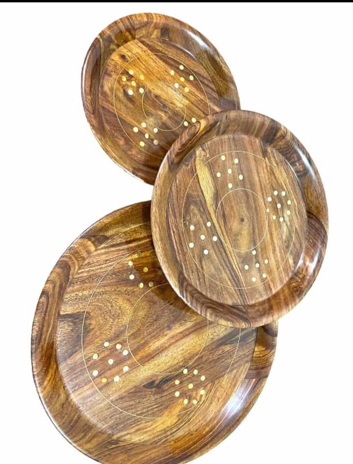 Brass Plate Set with Wooden Base - wcspk